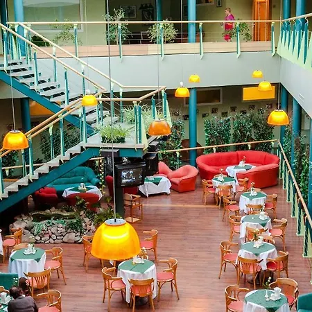 Keizarmezs Hotel