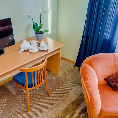 Hotel Keizarmezs Riga